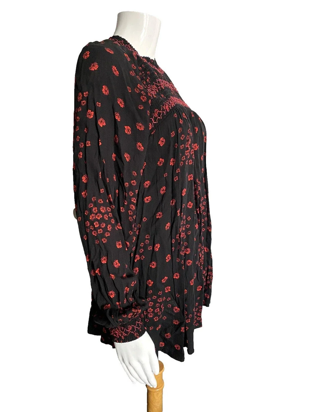 Free People S Small Red Black Flowers In Her Hair Smock Tunic Blouse Top